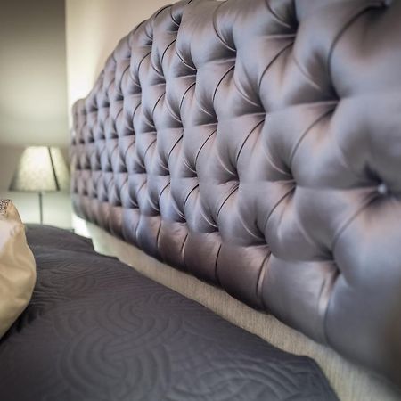 Palazzo Cosentino Bed & Breakfast Caltanissetta Dış mekan fotoğraf