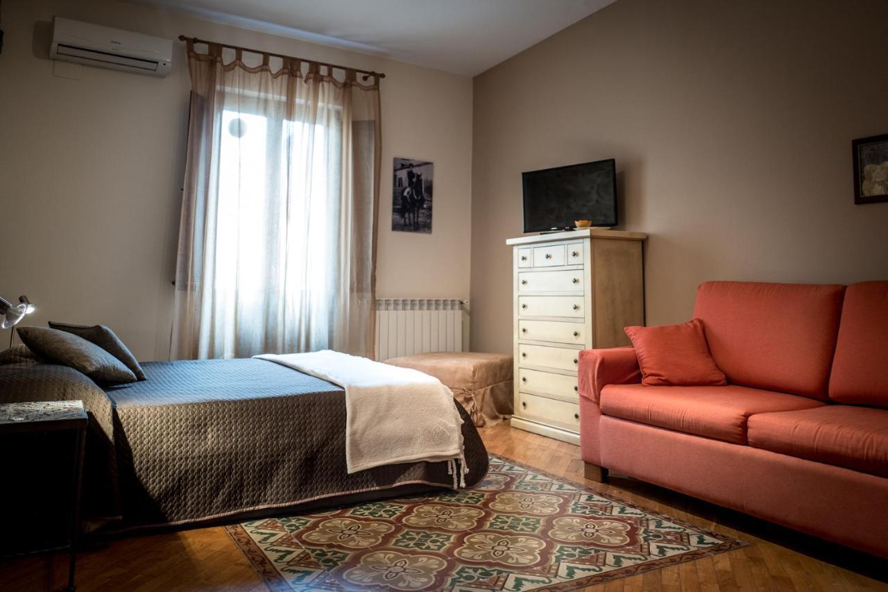 Palazzo Cosentino Bed & Breakfast Caltanissetta Dış mekan fotoğraf
